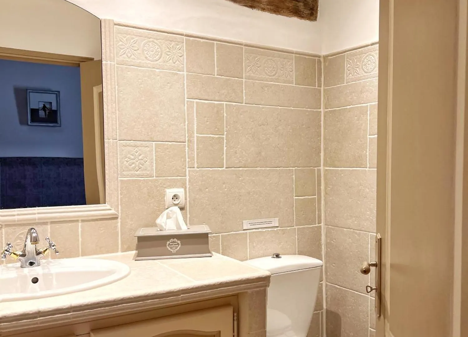 Le Domaine De Piedmoure, Gites Et Chambres, Piscine, Terrasses Privatives Sault